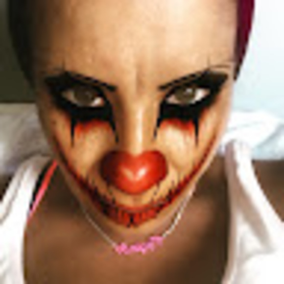 Meet your Posher, Tay - Picture 1 of 1